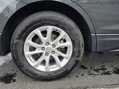 Used 2020 Chevrolet Equinox LT w/ Driver Convenience Package image 14