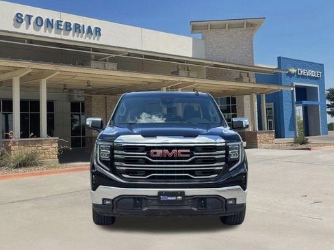 Used 2026 GMC Sierra 1500 SLT AWD/4WD image 9