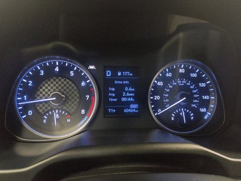 Used 2020 Hyundai Elantra SEL FWD image 23