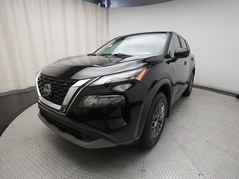 Used 2023 Nissan Rogue S AWD/4WD image 12