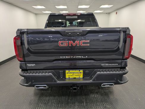 Used 2023 GMC Sierra 1500 Denali w/ Technology Package image 5