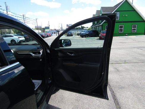 Used 2020 GMC Acadia SLE w/ LPO, Floor Liner Package FWD image 22