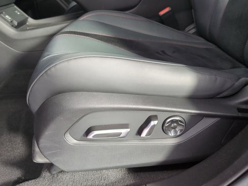 Used 2023 Acura RDX A-Spec image 11