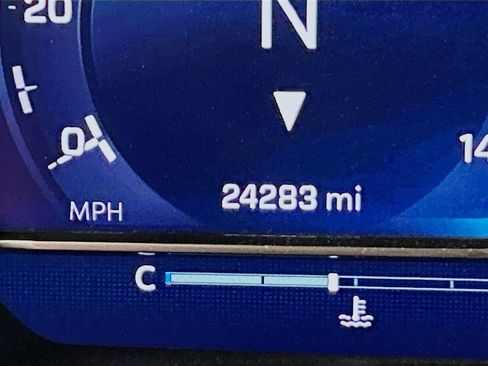 Used 2024 Chevrolet Silverado 1500 LTZ w/ LTZ Premium Package image 12