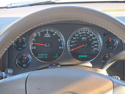 Used 2009 Chevrolet Tahoe LT w/ Luxury Package image 30