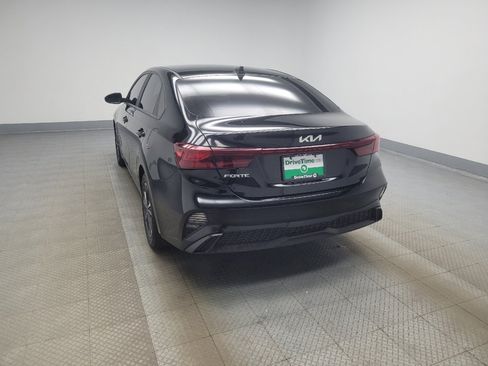 Used 2023 Kia Forte LXS FWD image 5
