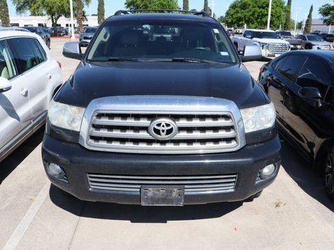 Used 2014 Toyota Sequoia Limited image 4