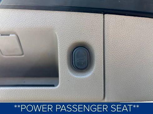 Used 2018 Chevrolet Tahoe LT image 9