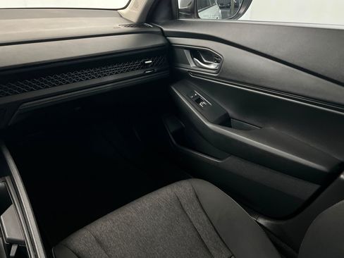 Used 2025 Honda Accord SE image 11