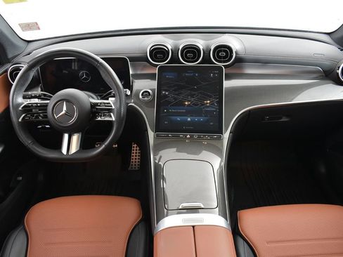 Used 2023 Mercedes-Benz GLC 300 4MATIC image 15