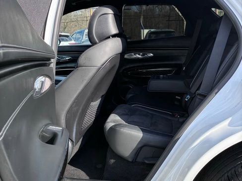 Used 2022 Genesis GV70 3.5T Sport w/ Sport Prestige Package AWD/4WD image 24