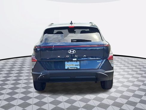 Certified 2025 Hyundai Kona SEL AWD/4WD image 5