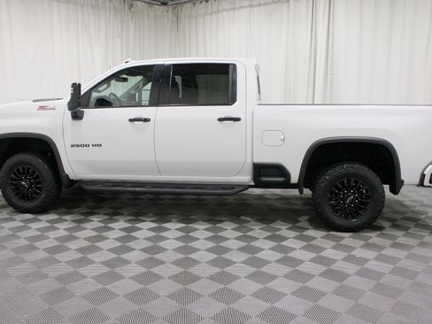 Used 2021 Chevrolet Silverado 2500 LTZ w/ LTZ Plus Package AWD/4WD image 30