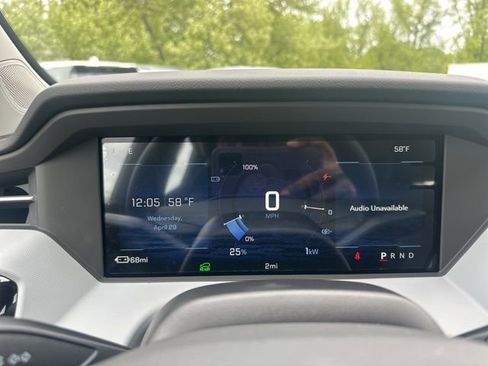 New 2027 Chevrolet Bolt RS FWD image 18