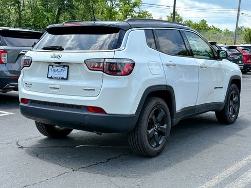 Used 2018 Jeep Compass Latitude w/ Popular Equipment Group AWD/4WD image 6