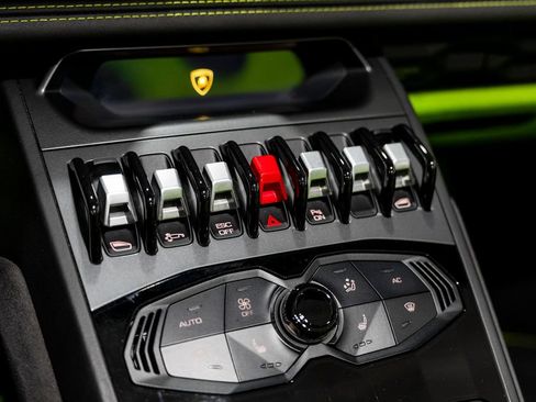 Used 2016 Lamborghini Huracan LP 610-4 AWD/4WD image 65