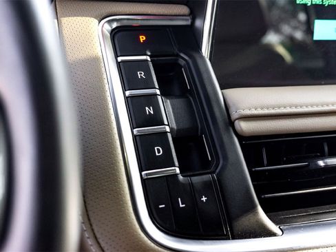 Used 2023 Chevrolet Tahoe Premier image 24