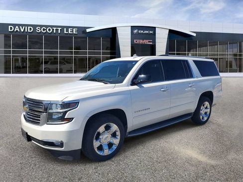 Used 2016 Chevrolet Suburban LTZ AWD/4WD image 2