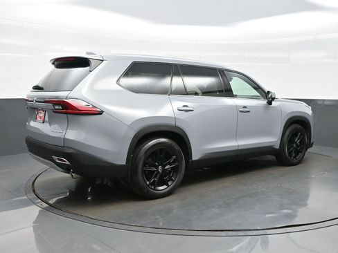 Used 2025 Toyota Grand Highlander AWD Hybrid image 6