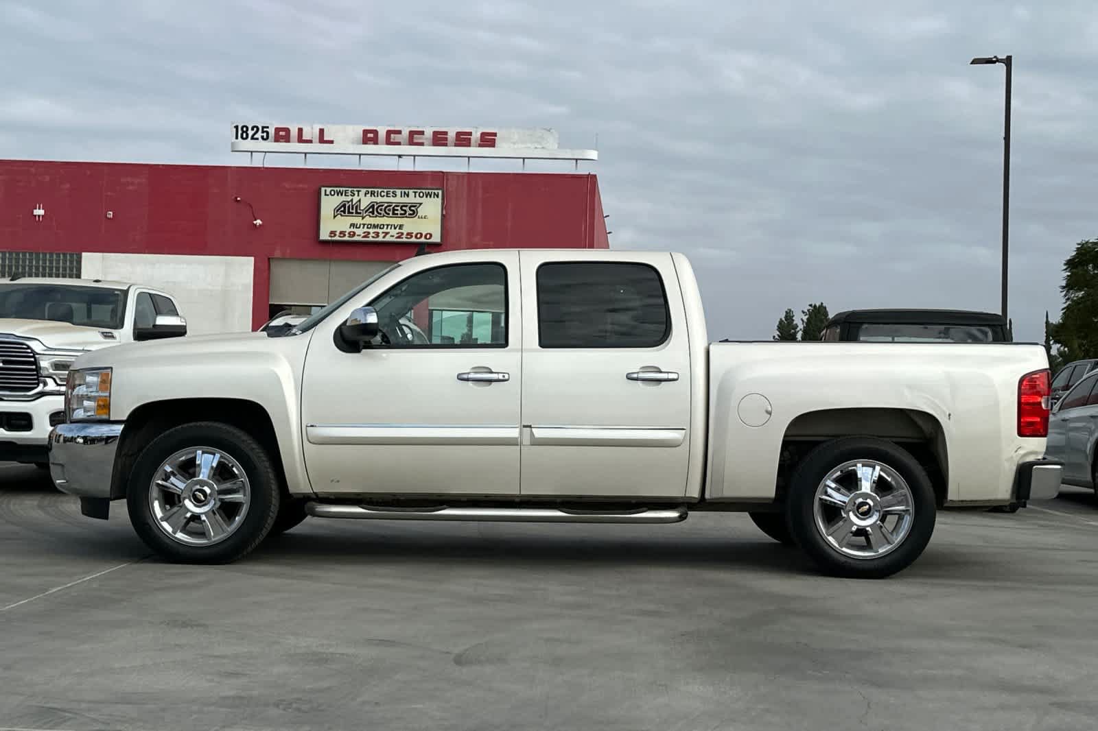 Used 2013 Chevrolet Silverado 1500 LT RWD image 6