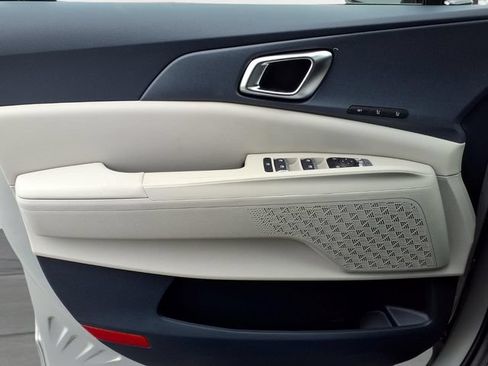 New 2026 Kia Carnival SX FWD image 12