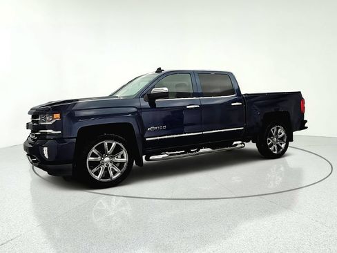 Used 2018 Chevrolet Silverado 1500 LTZ Z71 w/ Centennial Edition AWD/4WD image 8