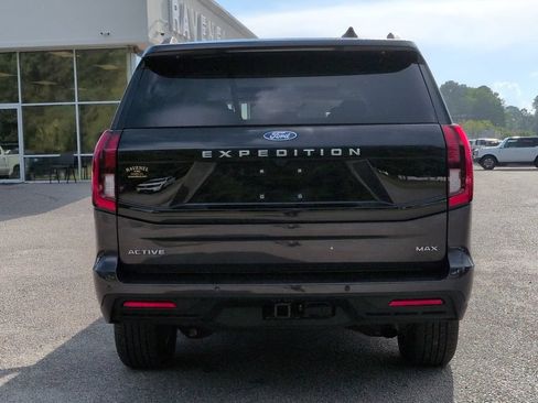 Used 2025 Ford Expedition Max Active RWD image 5