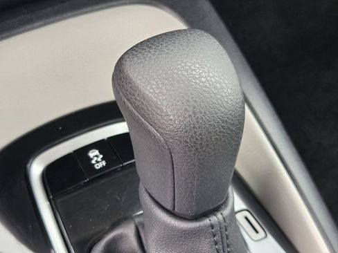 Used 2026 Toyota Corolla LE FWD image 21