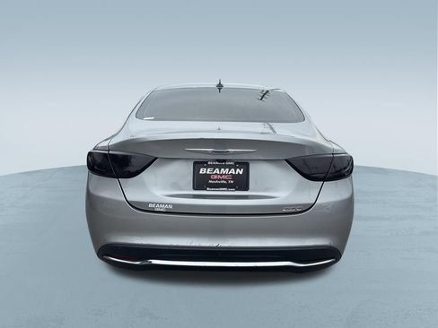 Used 2016 Chrysler 200 Limited FWD image 7