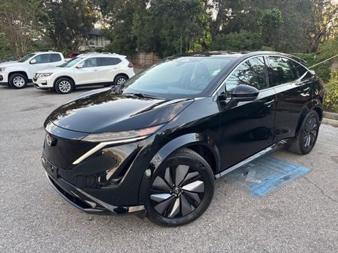 Used 2024 Nissan Ariya FWD image 2