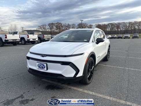 New 2026 Chevrolet Equinox EV LT w/ LPO, Blackout Package image 1
