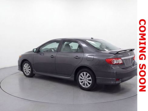 Used 2013 Toyota Corolla LE image 4