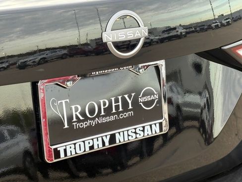 Certified 2025 Nissan Sentra S image 7