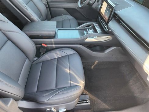 New 2026 Lincoln Nautilus Premier w/ Jet Appearance Package image 13