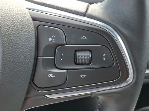 Certified 2024 Buick Envista Sport Touring w/ Convenience I Package FWD image 23