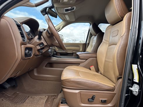 Used 2022 RAM 3500 Limited image 16