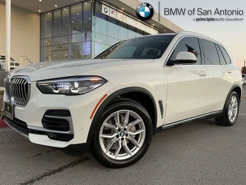 Certified 2023 BMW X5 xDrive40i w/ Premium Package image 1