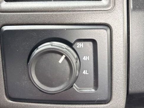 Used 2021 Ford F350 XL w/ Power Equipment Group image 19