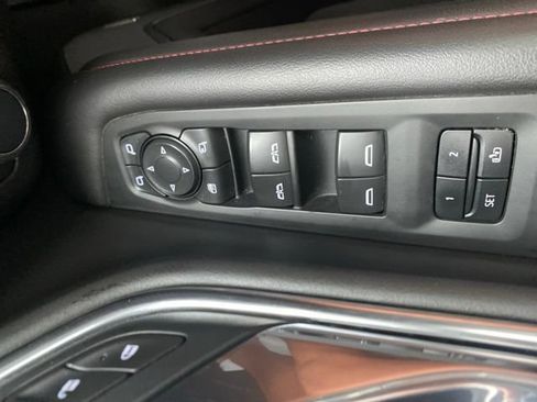 Used 2021 Chevrolet Tahoe RST w/ Luxury Package AWD/4WD image 27
