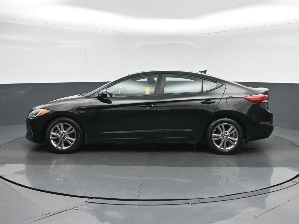 Used 2018 Hyundai Elantra Value Edition w/ Cargo Package FWD image 4