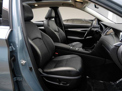 Used 2023 INFINITI QX50 Luxe AWD/4WD image 43