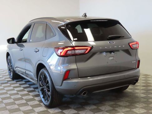 Used 2025 Ford Escape ST-Line Elite image 3
