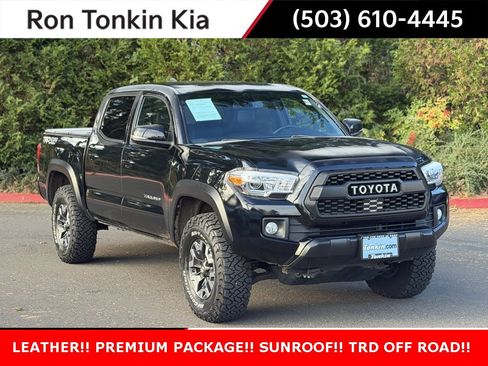 Used 2019 Toyota Tacoma TRD Off-Road image 1