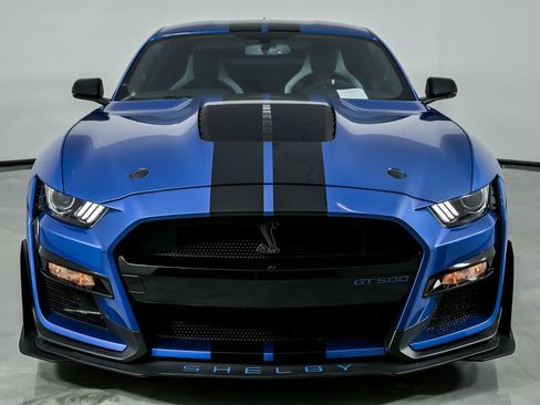 Used 2020 Ford Mustang Shelby GT500 w/ Carbon Fiber Track Pack image 5