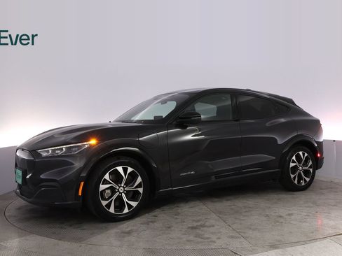 Used 2022 Ford Mustang Mach-E Premium AWD/4WD image 18