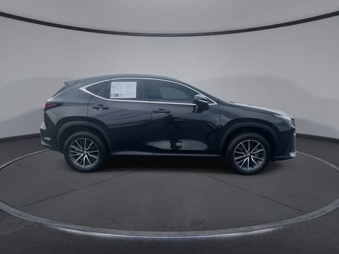 Used 2024 Lexus NX 250 FWD w/ Towing Package (2000 Lbs) image 2