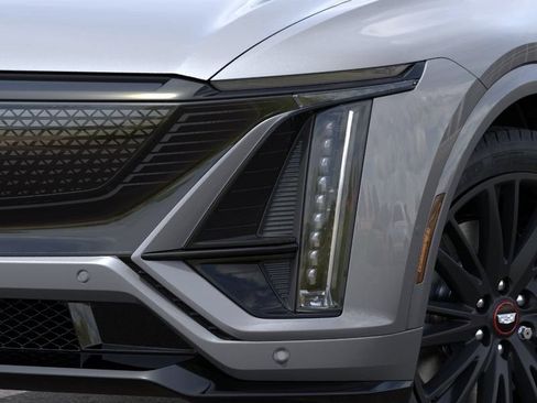 New 2026 Cadillac Lyriq V w/ LPO, Floor Liner Package AWD/4WD image 35