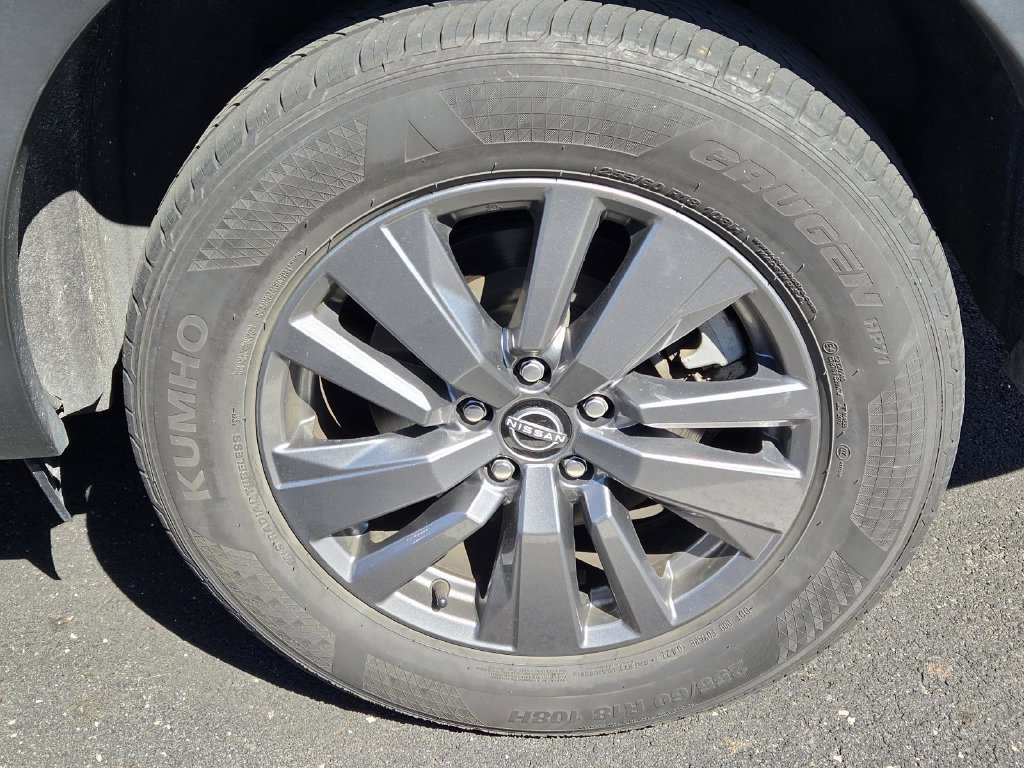 Used 2025 Nissan Pathfinder SV AWD/4WD image 7