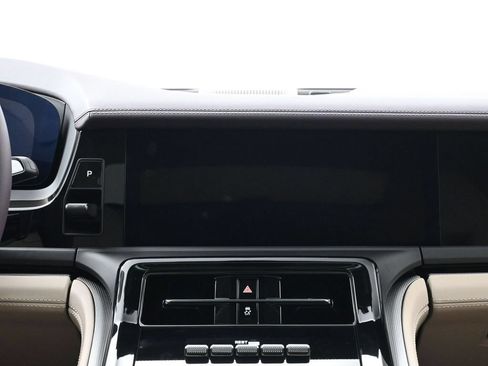 Certified 2026 Porsche Panamera 4 AWD/4WD image 11