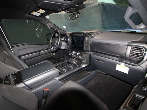 Used 2022 Ford F150 XLT w/ Equipment Group 302A High image 21